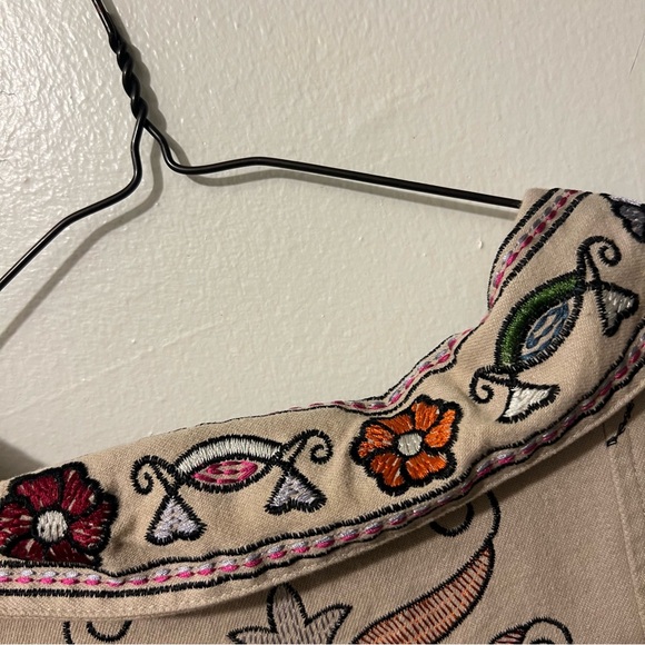 Vintage Denim & Co. Large Embroidered Denim Floral and Vine Shirt - Picture 6 of 12